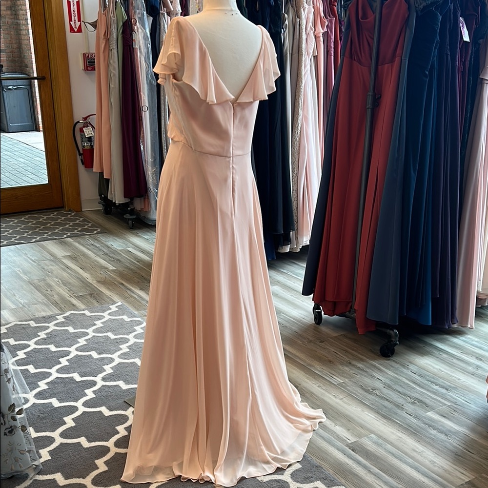 Elegant Pink Ruffle Dress - Picture 2 of 2